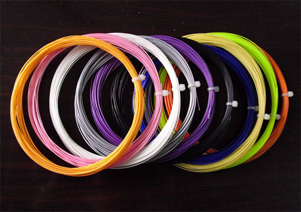 羽毛球拍線拉線磅數(shù)，球拍多少磅數(shù)合適（下）