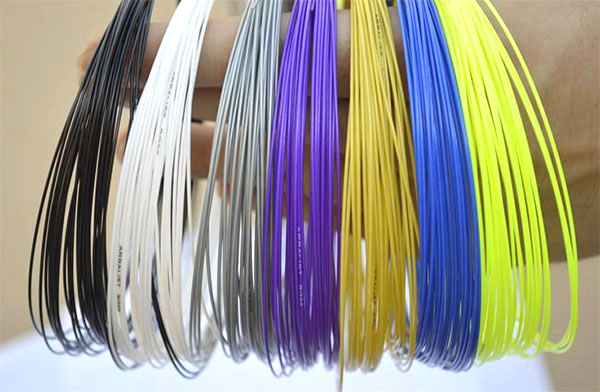 初學(xué)者該怎么選擇羽毛球線呢？快來看看！